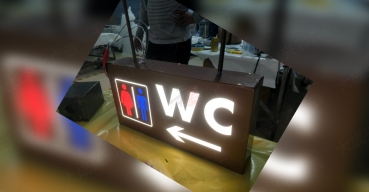 吊式指示標(biāo)識牌制作案例一