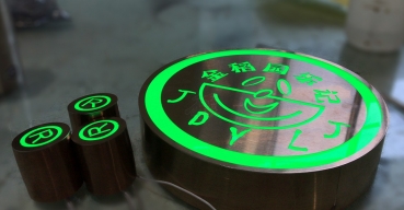 金稻園樂(lè)記廣告招牌不銹鋼拉空燈箱字制作案例